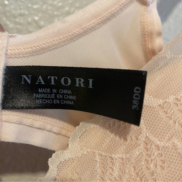 Natori Refined Contour Lace Trim Underwire Bra - Picture 4 of 9